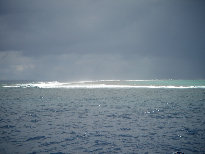 SoPac Tahaa Pass.JPG (86308 bytes)